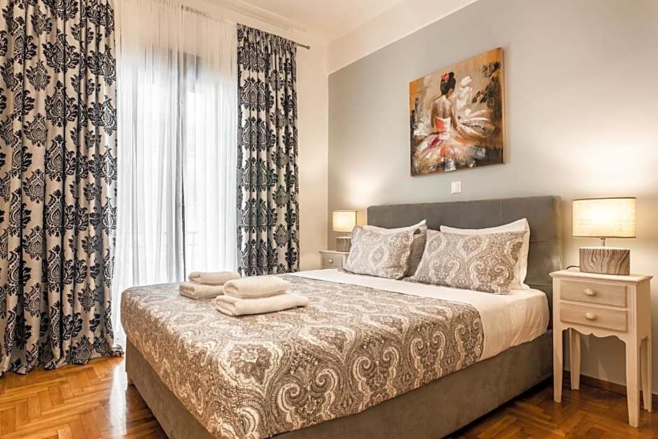 Nicholas Point Apartments and Rooms