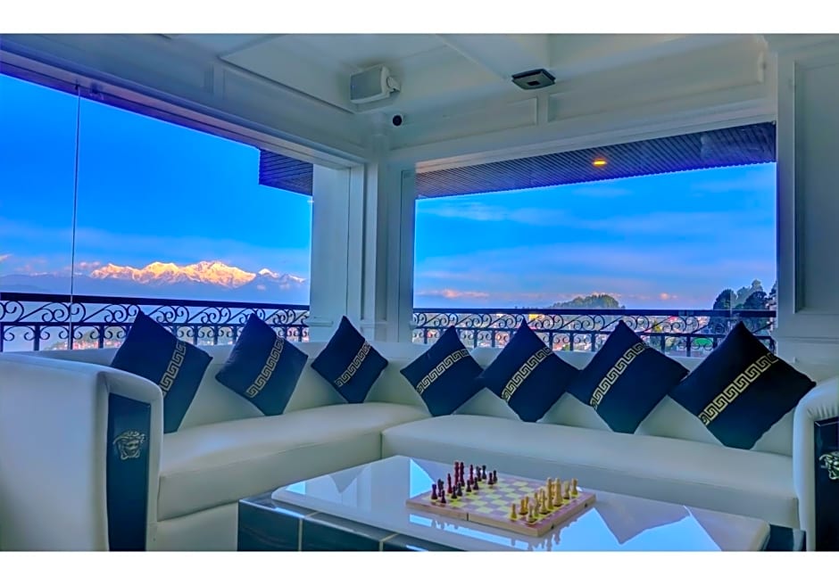 The West Gate Posada by Summit