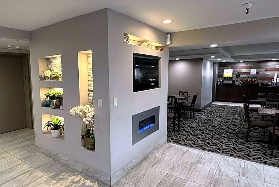 La Quinta Inn & Suites by Wyndham Cincinnati North