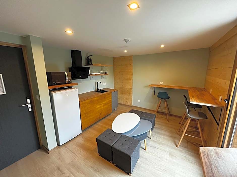 9WAGRAM Hotel Boutique
