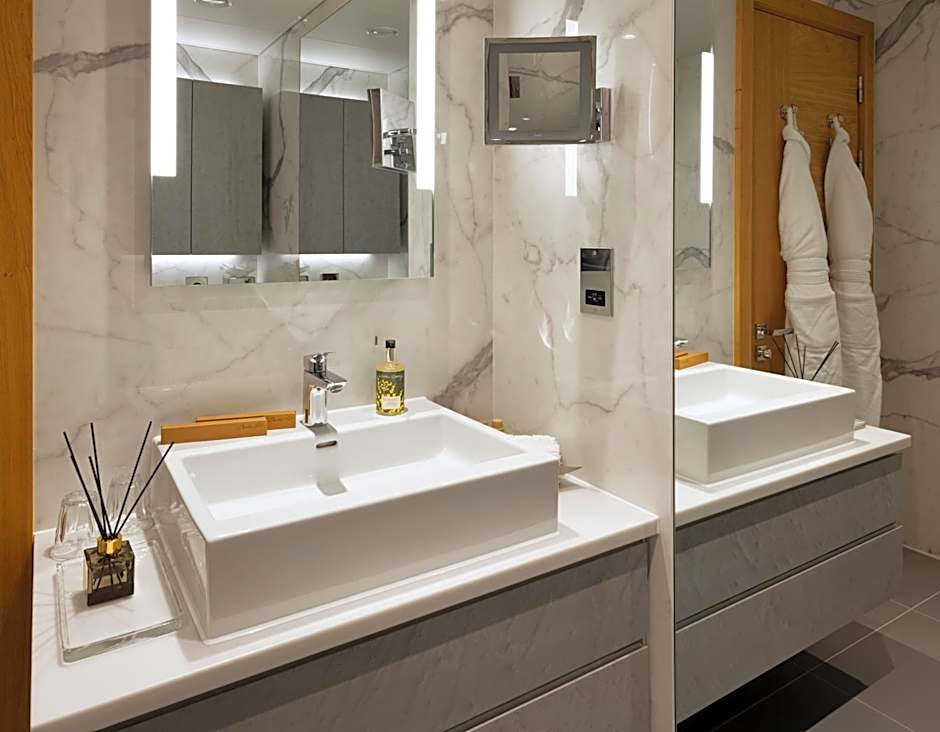 Tower Suites by Blue Orchid