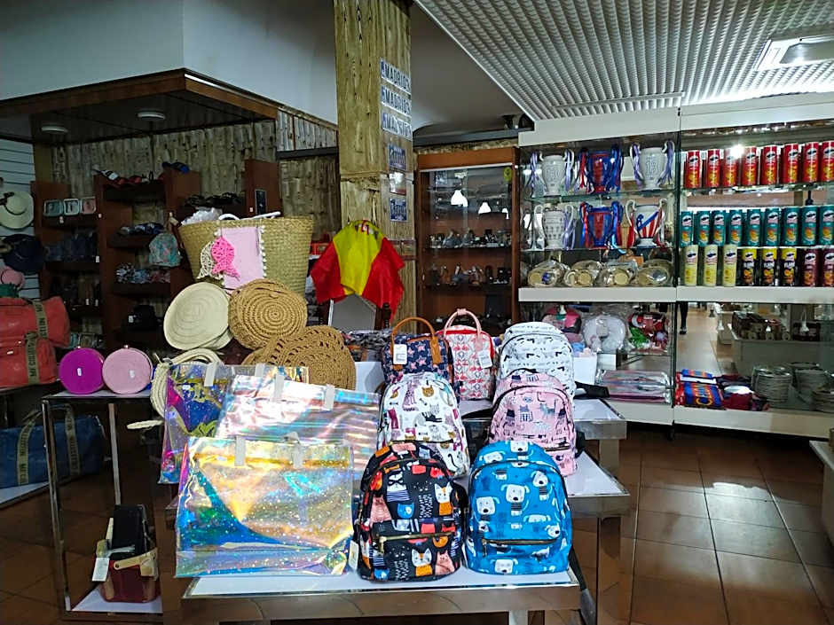 Área de Servicio El Cruce