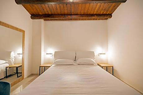 Deluxe One-Bedroom Apartment with Garden View