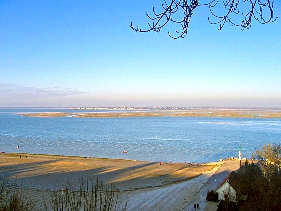 Mercure Abbeville Centre - Porte de La Baie de Somme