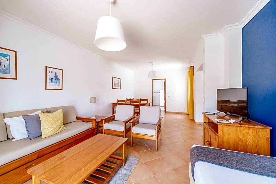 Oasis Beach Apartments