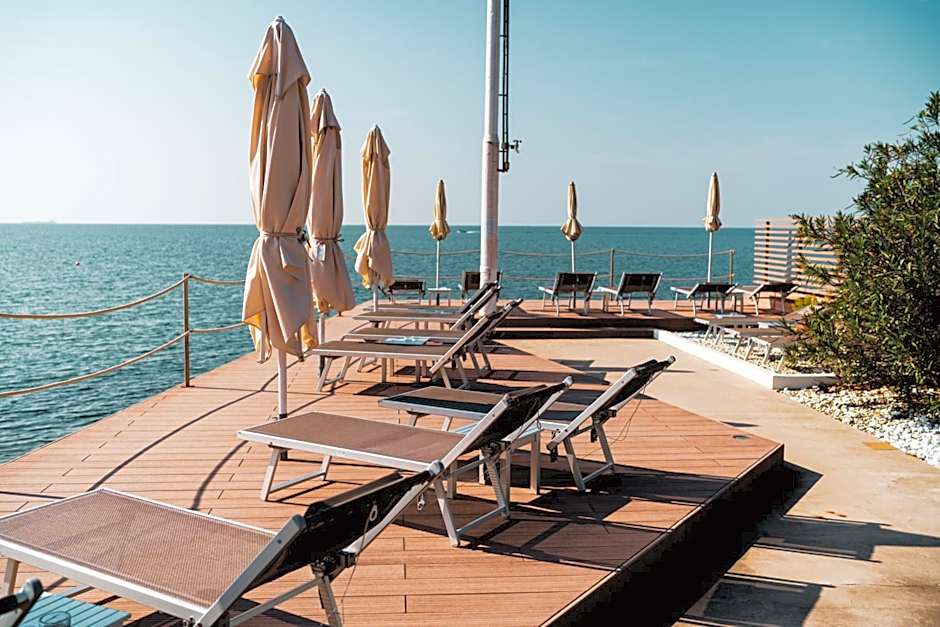 Tre Merli Beach Hotel