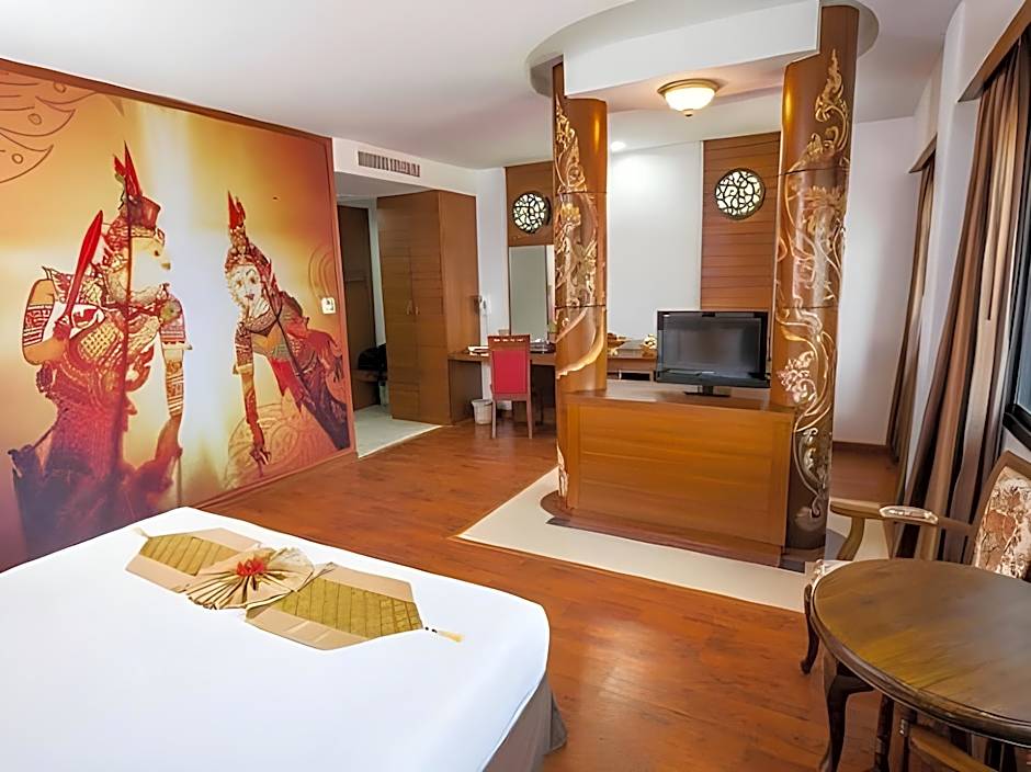 The Ligor City Hotel