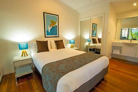 Two-Bedroom Apartment with 1 Bathroom