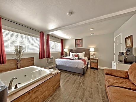 Classic King Room with Spa Bath