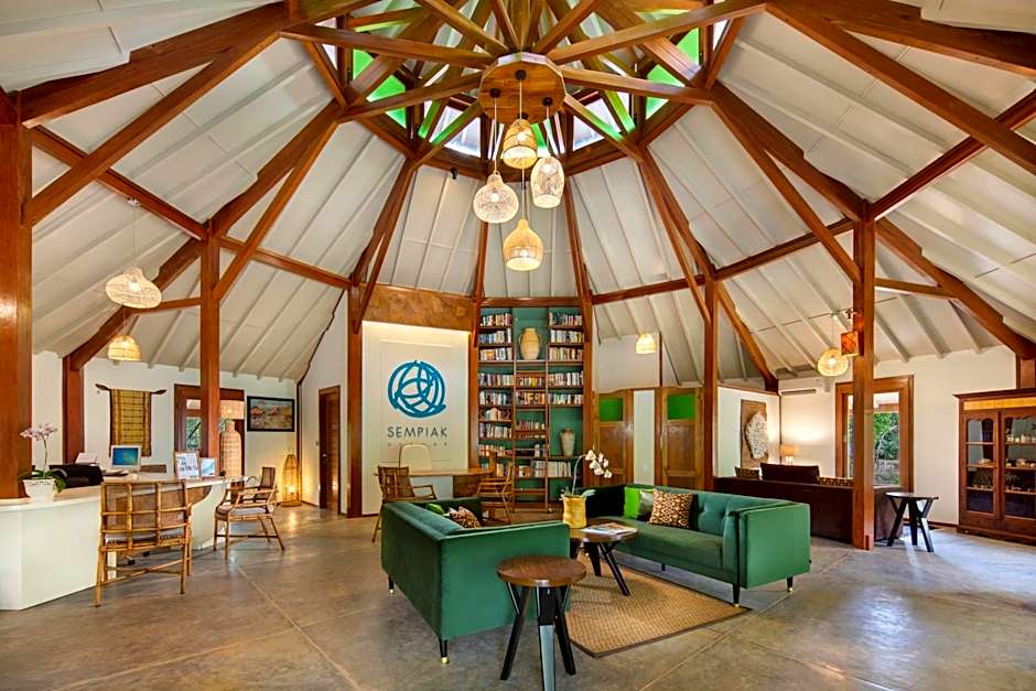 Sempiak Seaside Resort