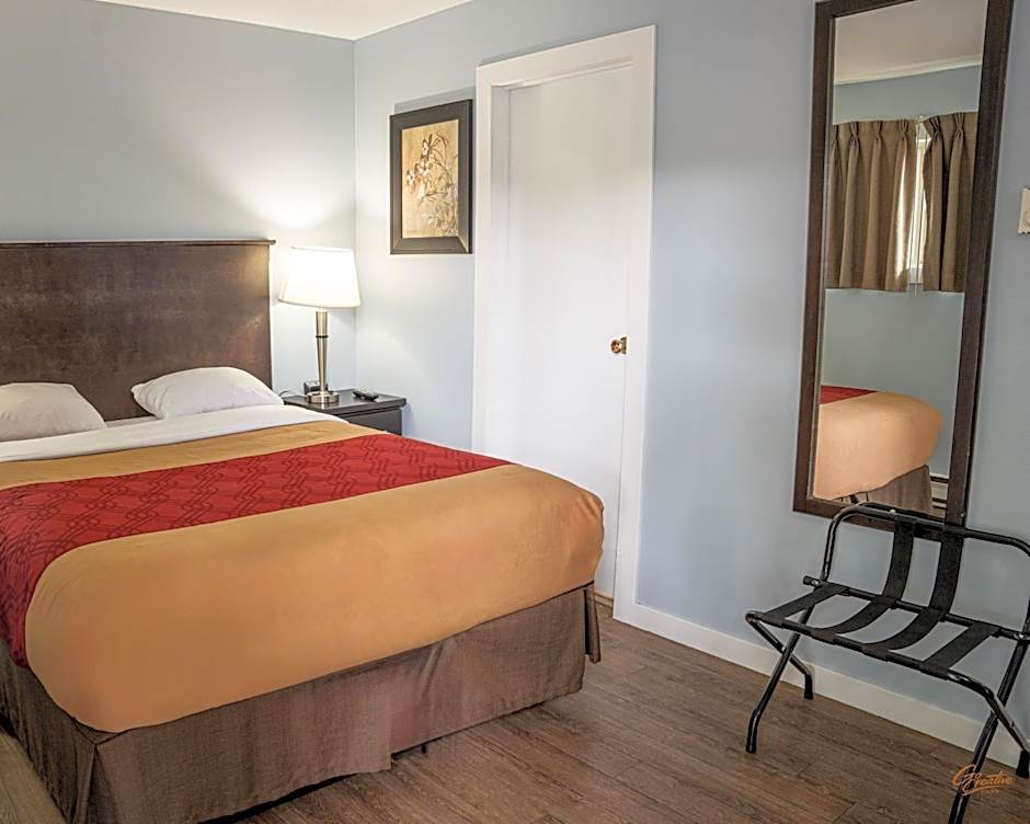 Courtyard Inn Vernon