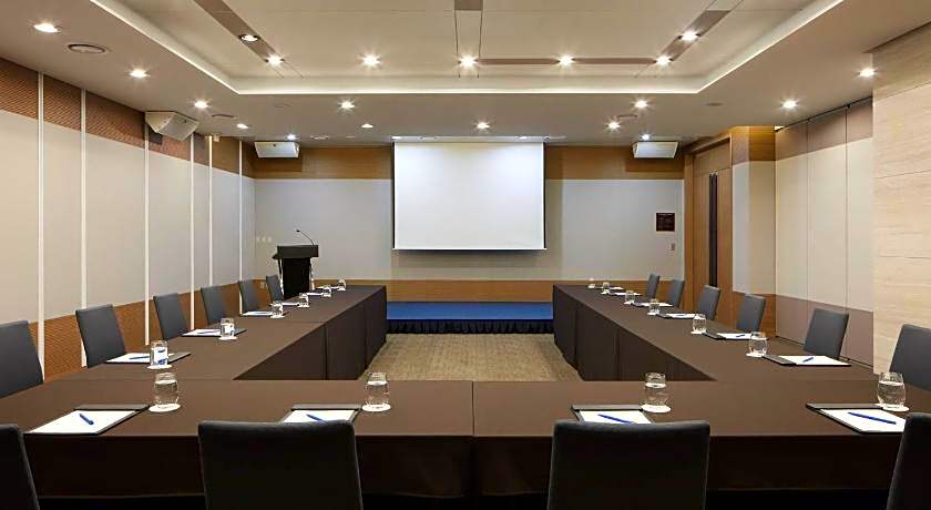 Days Hotel & Suites by Wyndham Incheon Airport