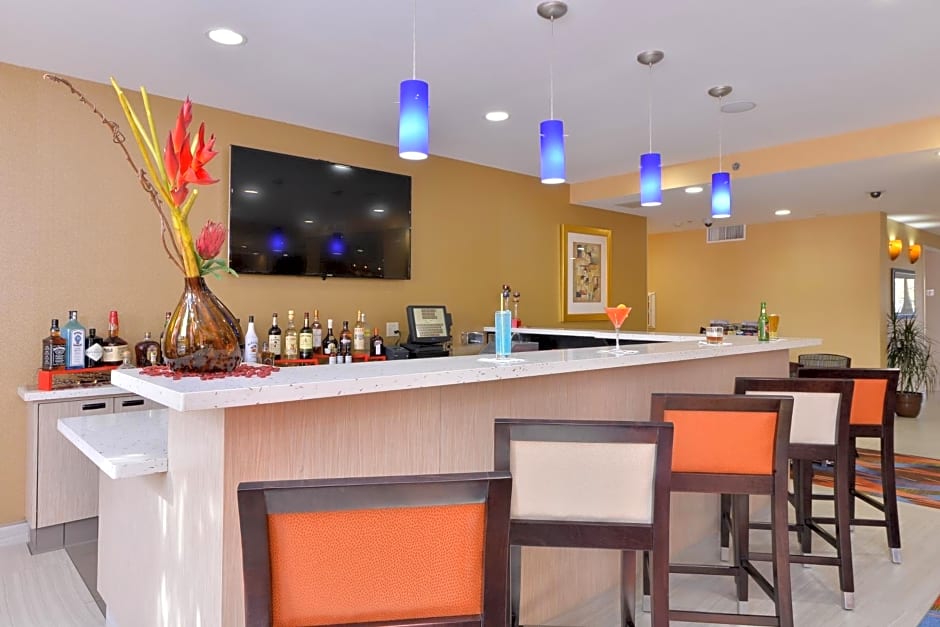 Best Western Plus Fresno Airport Hotel