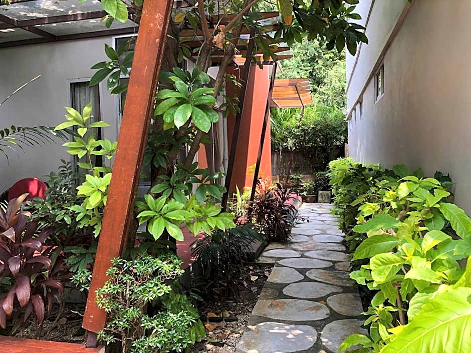 Phu NaNa Boutique Hotel - SHA Plus