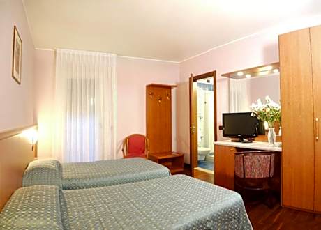 Twin Room with Balcony