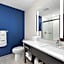 Holiday Inn Express Kansas City North Parkville By IHG