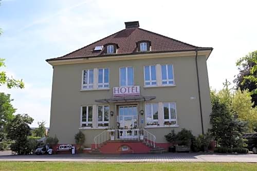 Hotel Pfaffenmühle Aschaffenburg/ Damm