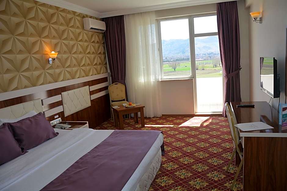 GARDEN KALE THERMAL HOTEL
