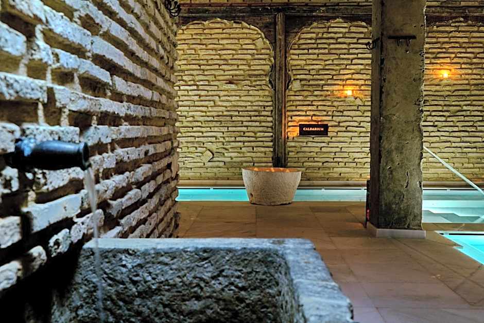 Aire Hotel & Ancient Baths
