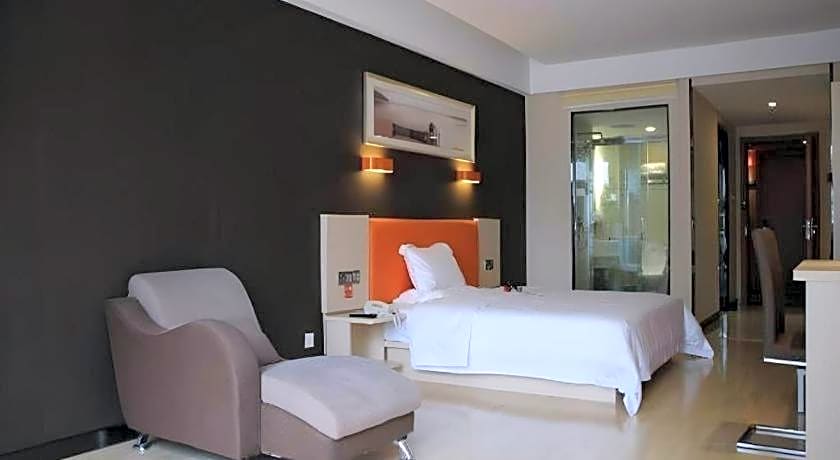 7 Days Premium Jingjiang Fuhai New World Automobile Terminal Branch