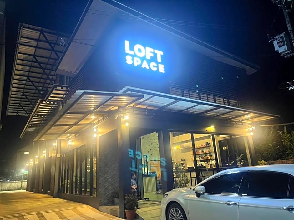 Loft Space Hotel