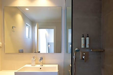 Double Promo Room