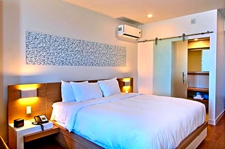 Superior One King Bed and Murphy Bed