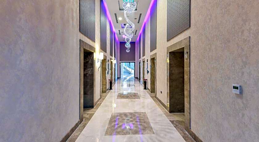 Best Plaza West Bay Hotel