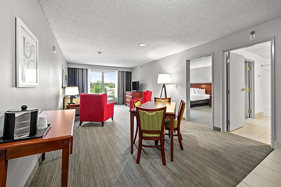 Independence Stay Hotel & Suites