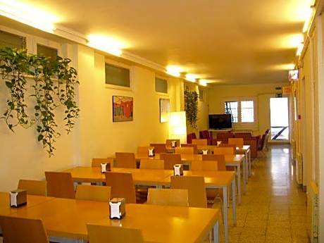 Hostel Albergue Studio