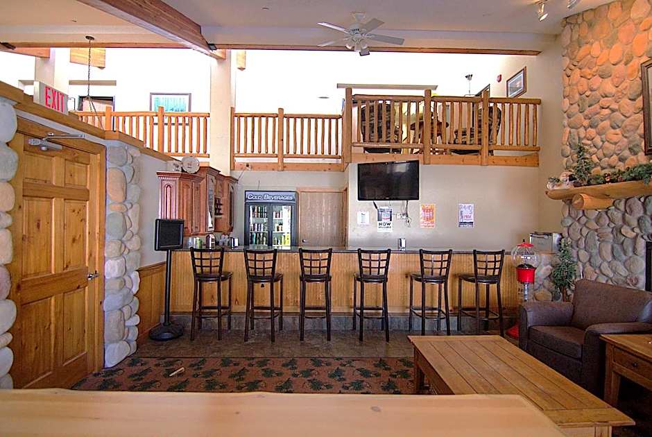 Shell Lake Lodge, a Travelodge by Wyndham
