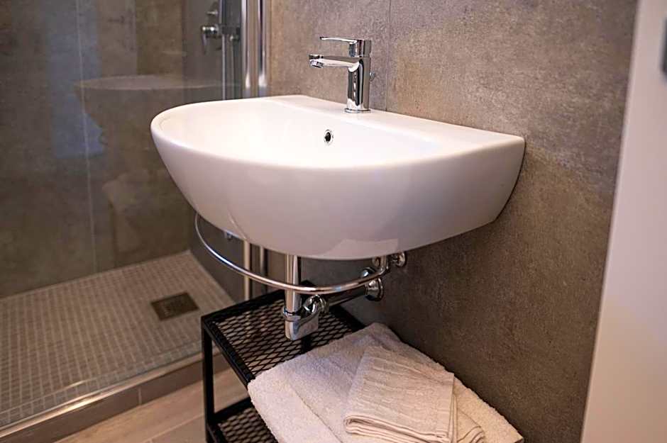 Grey House Guest House Luxury