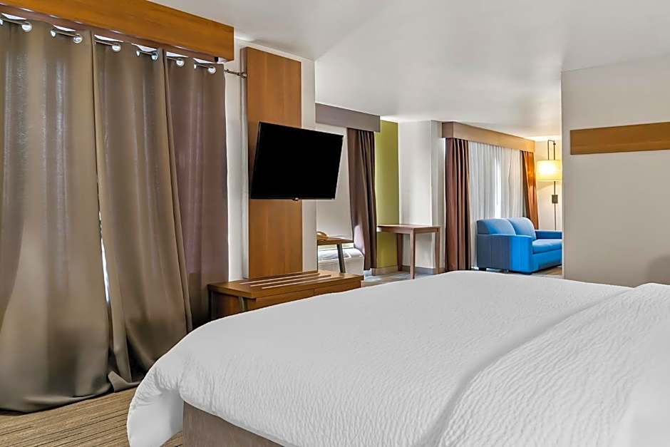 Holiday Inn Express Hotel & Suites Marion By IHG
