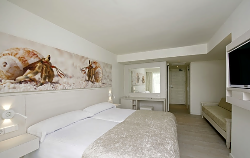 Iberostar Waves Cristina