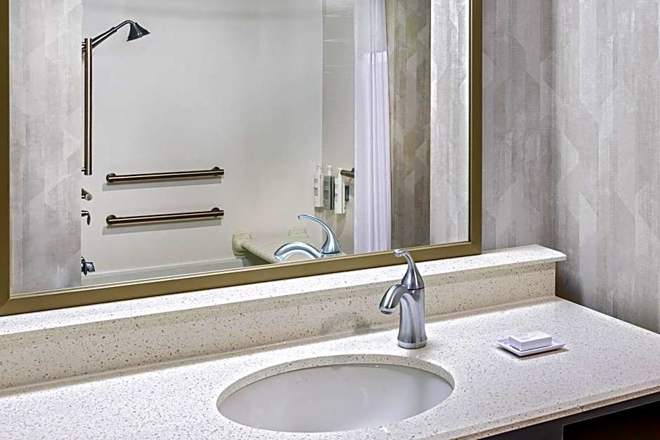 Hampton Inn & Suites by Hilton Cranberry Pittsburgh