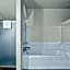 Red Arrow Inn & Suites, a Travelodge by Wyndham
