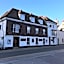 Pilgrims Hotel