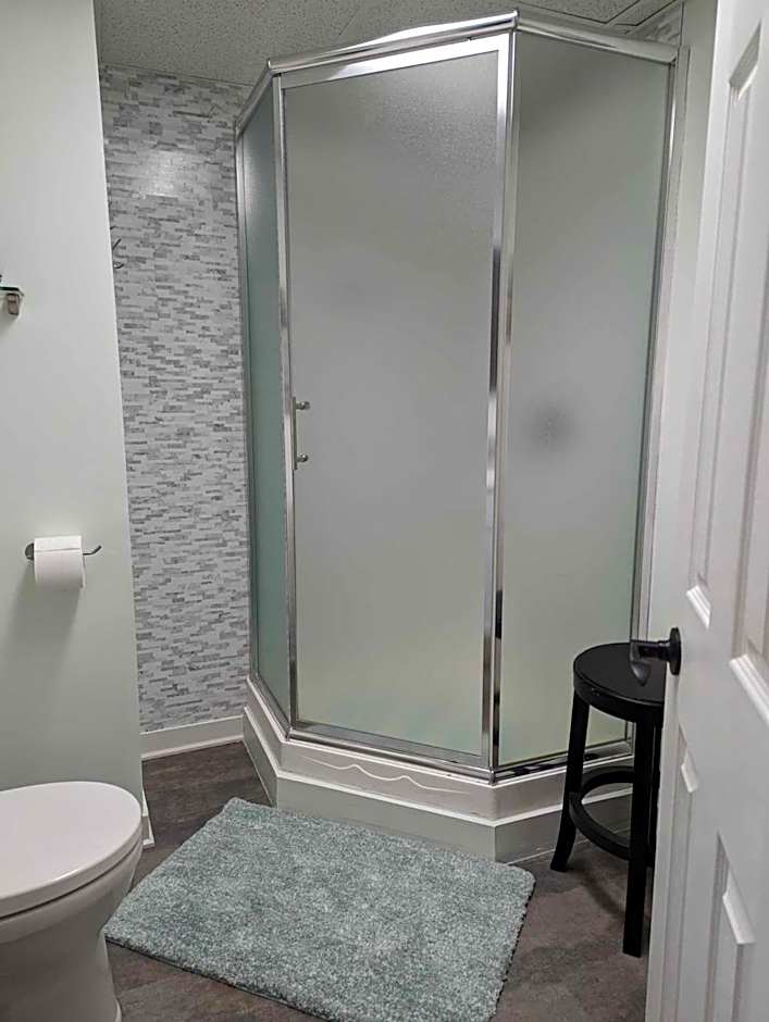 Suite in the Bush-Private Apartment