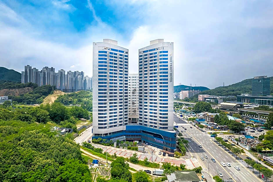 The Triny Urban Suites