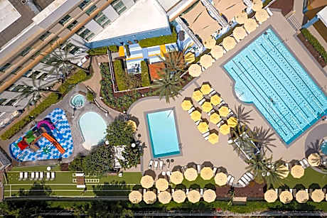 Renaissance ClubSport Aliso Viejo Laguna Beach Hotel