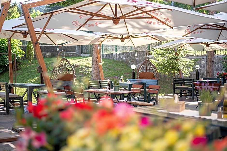 Hotel Marami