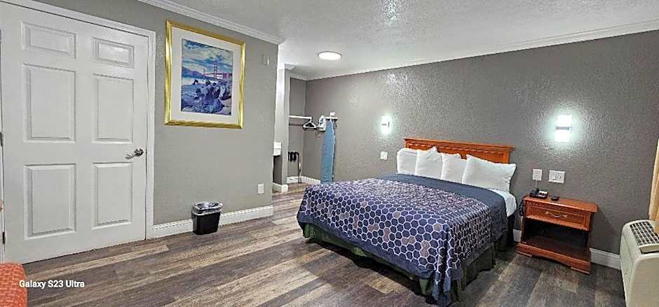 Sycamore Inn Chico University Area