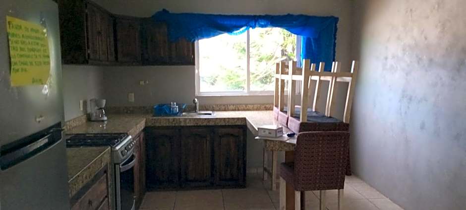 Hotel Casa Raymundo Suites