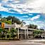 Super 8 by Wyndham Bradenton Sarasota Area