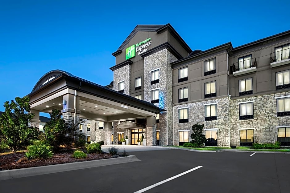 Holiday Inn Express Conway