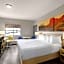 Days Inn & Suites by Wyndham Tucson/Marana