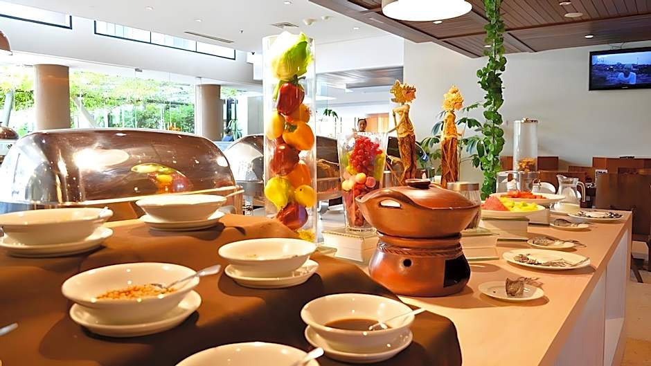 Horison Ultima Ratu Serang