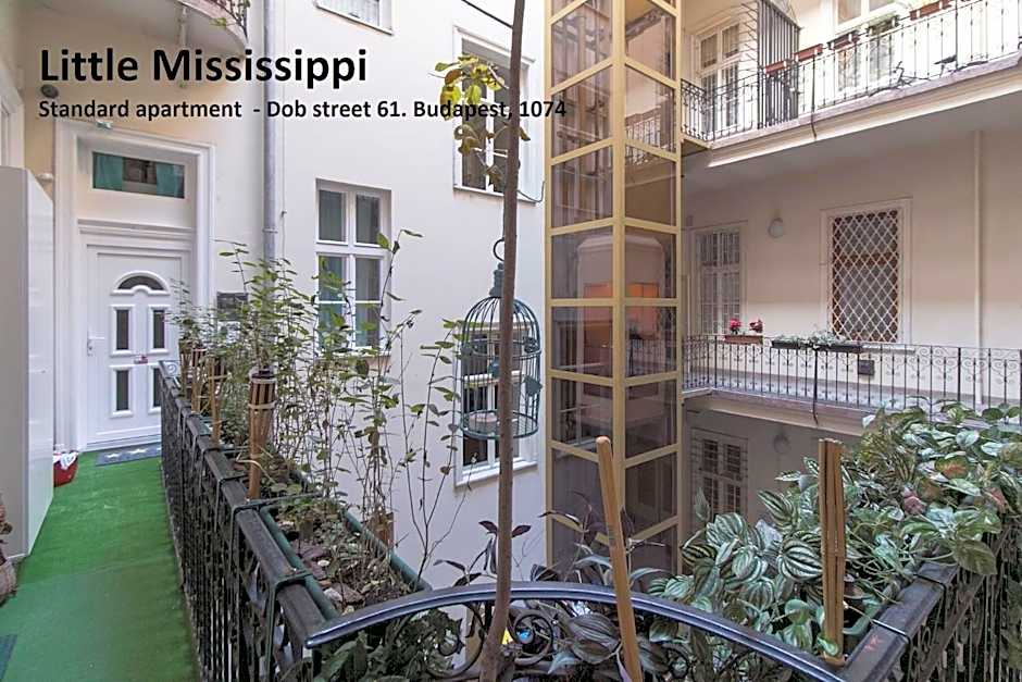 Little Americas Ring Apartments