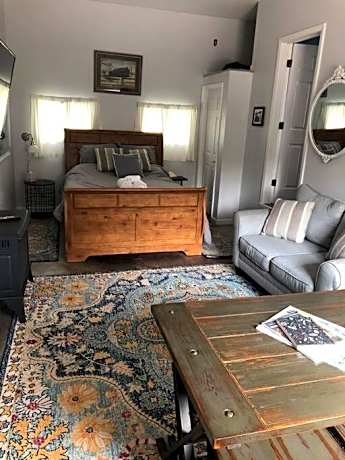 Downtown Yellowstone Bungalow