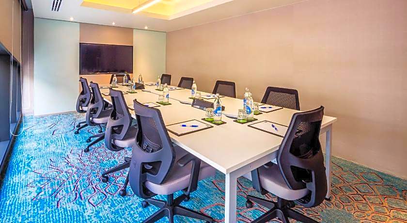 Holiday Inn Express Bangkok Sukhumvit 11 - Free Breakfast By IHG